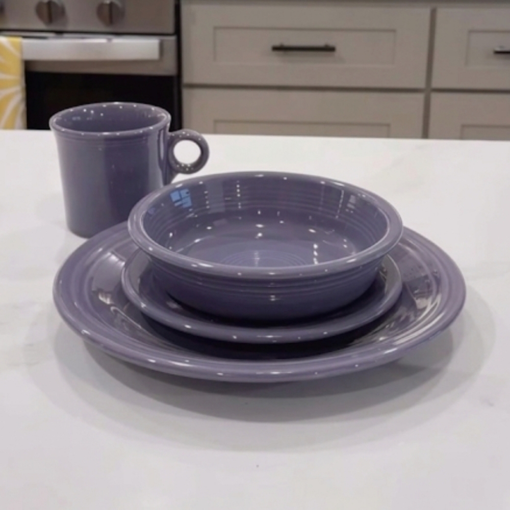 Fiesta Lavender Dinnerware Set - 4-Piece Place Setting